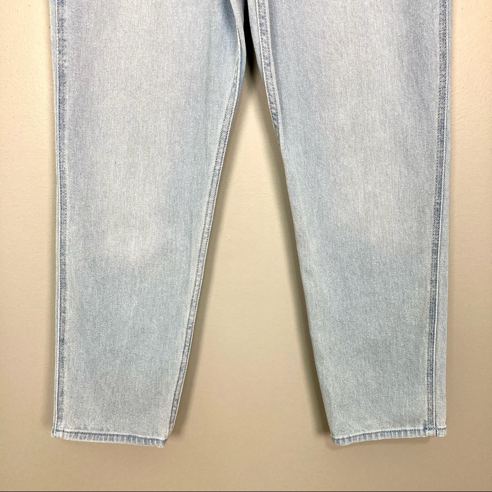 Hollister Ultra High Rise Mom Jeans Foldover Waist - Picture 4 of 9